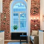 Distillery Factory Loft By Rotermann Apts * 탈린